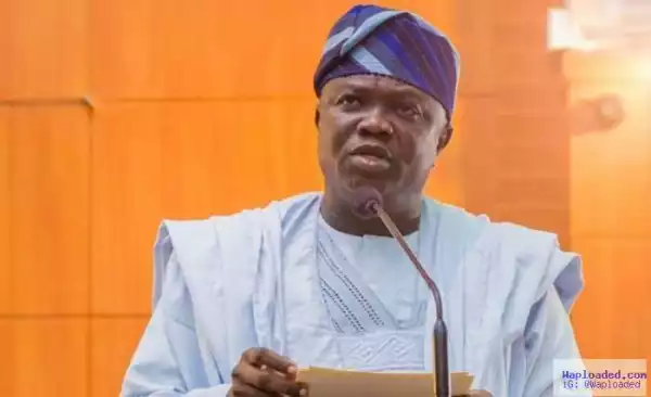 Lagos Bans Street Trading, Buyers & Sellers To Get 6 Months Jail Term